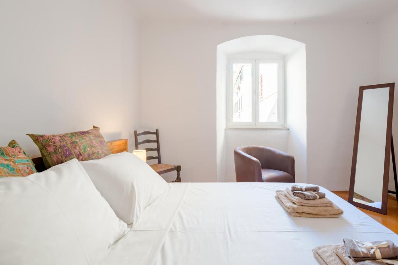 Lct Alberti Palace Apartment Сплит Екстериор снимка