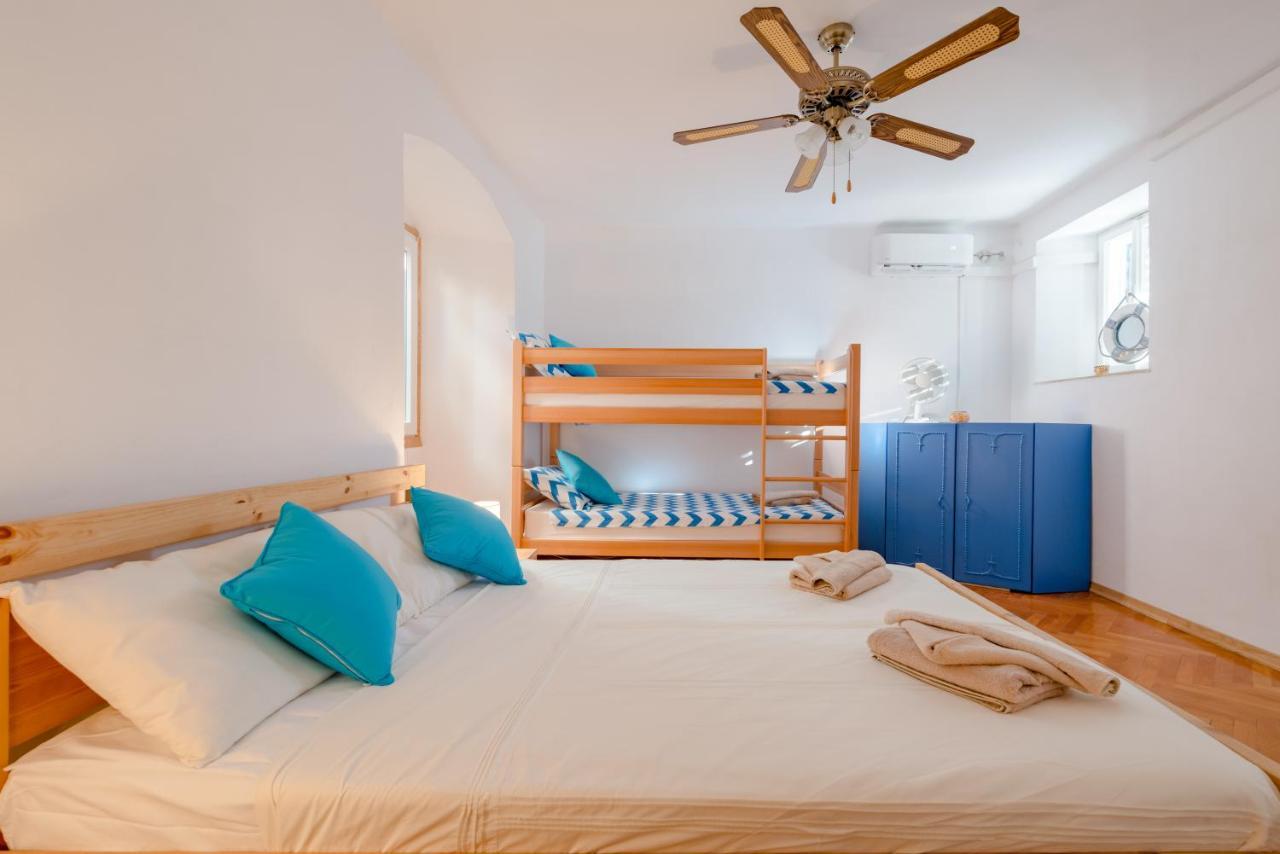 Lct Alberti Palace Apartment Сплит Екстериор снимка